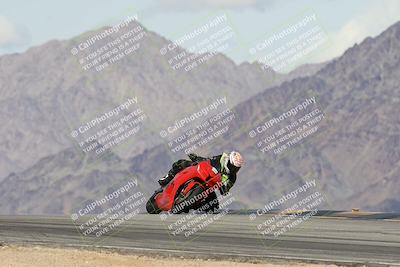 media/Nov-16-2025-Race Pace (Sun) [[8c5fa54630]]/Verified Riders/5-Turn 9 (1135am)/